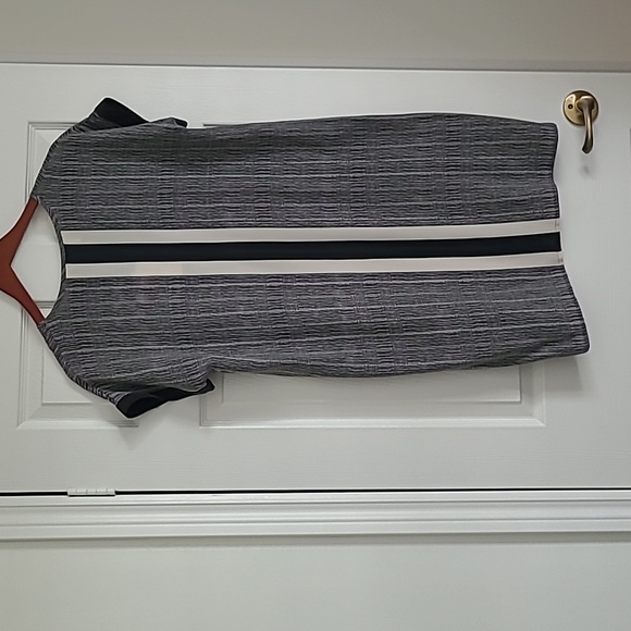 100% Silk Sheath-  Cynthia Rowley, Size 8 - Picture 2 of 6